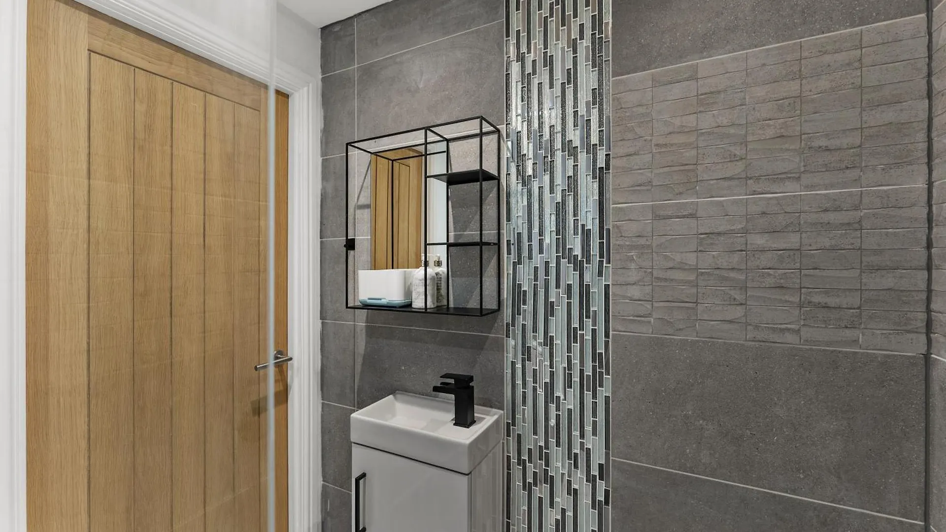 Apartment Stylish 2-Bedroom Retreat In Southampton United Kingdom